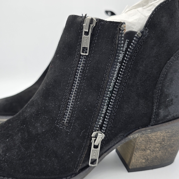 Very Volatile Bandit Booties, Black Suede, Women's 6.5 - Picture 6 of 16